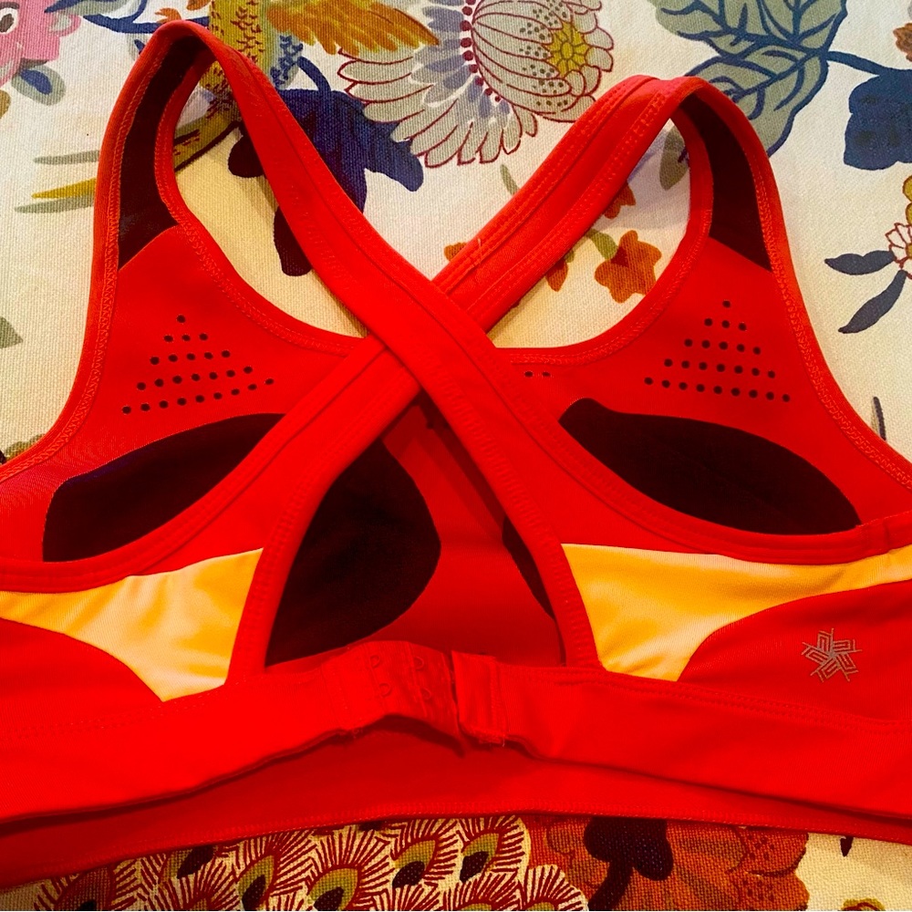 Tek Gear Sports Bra, brand new Medium - Picture 2 of 3